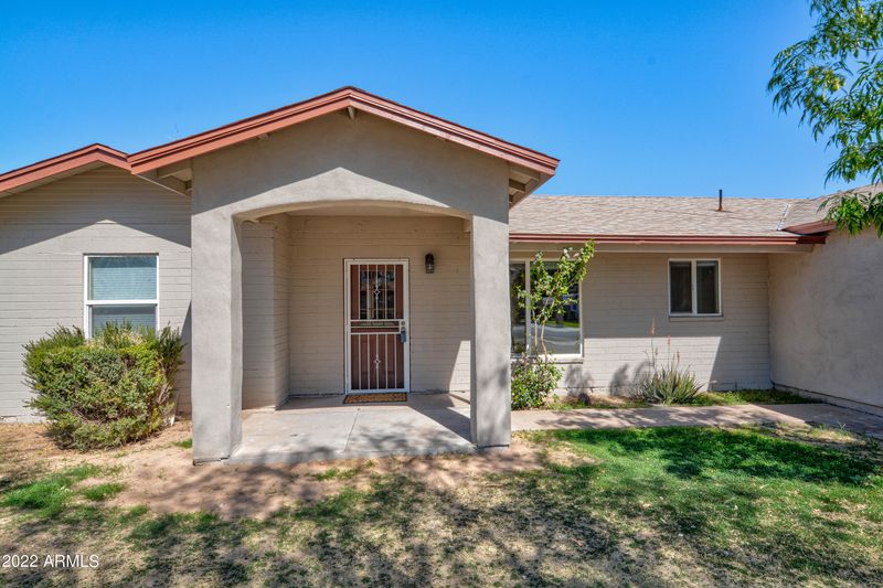 3324 W Latham St, Phoenix, AZ 85009