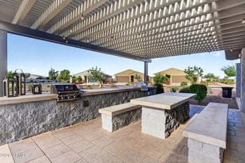 3325 Alexander Dr, San Tan Valley, AZ 85143