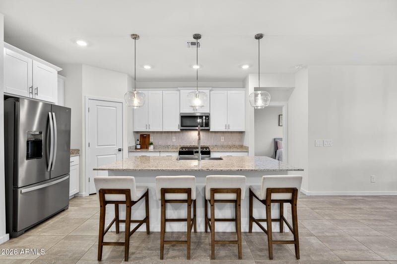 3325 Alexander Dr, San Tan Valley, AZ 85143
