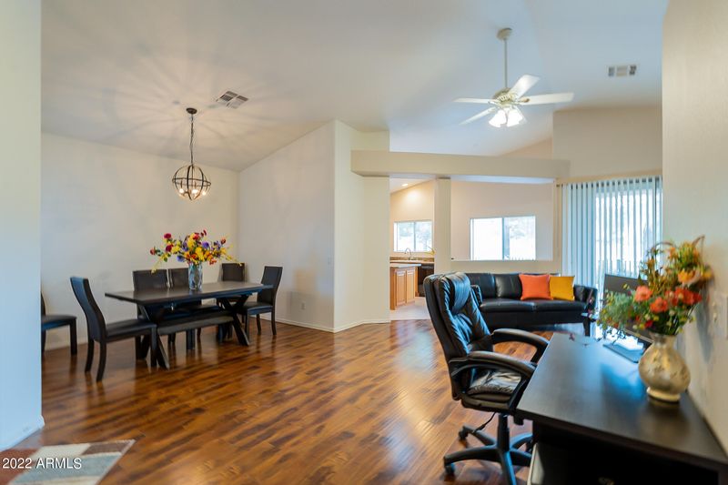 3325 E Fremont Rd, Phoenix, AZ 85042
