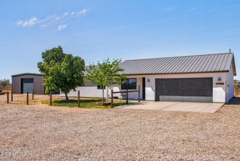 33250 Brinlee Ln, San Tan Valley, AZ 85143