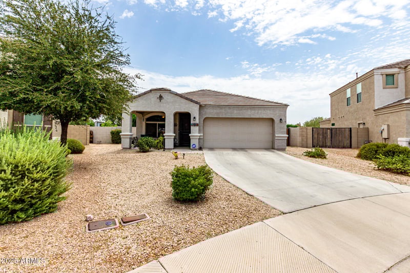 33259 Bowles Dr, San Tan Valley, AZ 85144