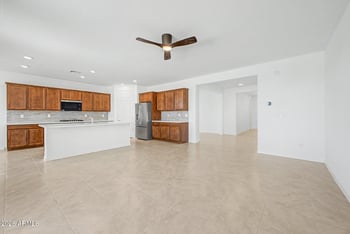 33259 N Zinfandel St, San Tan Valley, AZ 85143