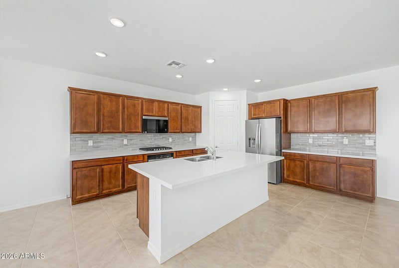 33259 N Zinfandel St, San Tan Valley, AZ 85143