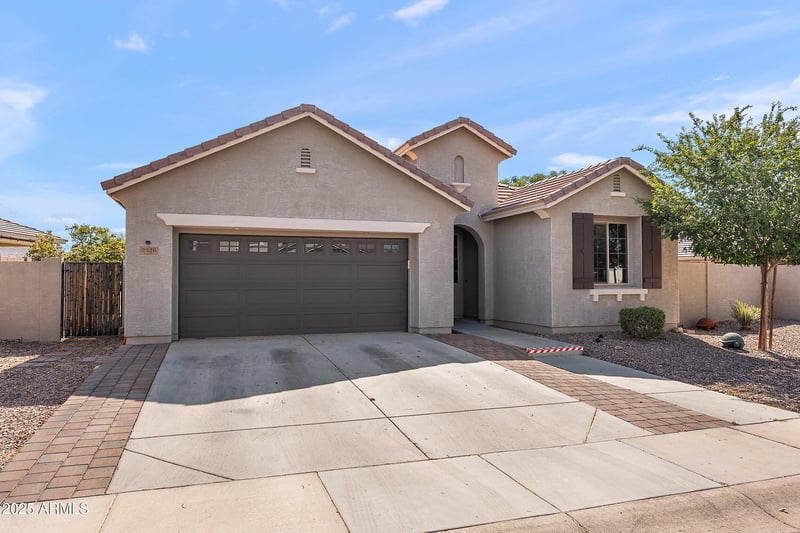 3326 31st St, Mesa, AZ 85213