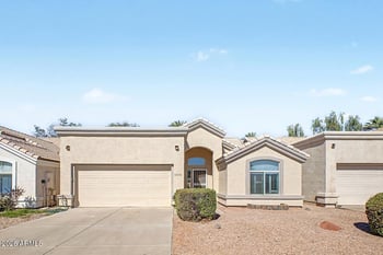 3326 42nd St, Phoenix, AZ 85018