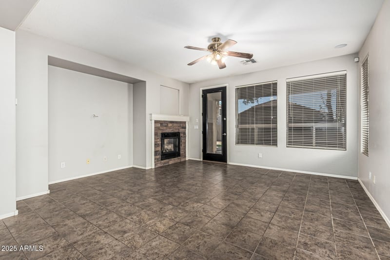 3326 Bluejay Dr, Chandler, AZ 85286
