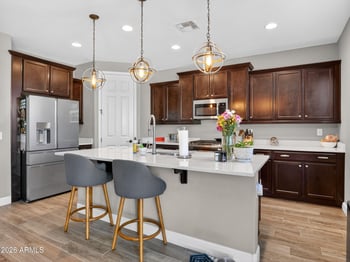 3326 Donner Dr, Phoenix, AZ 85041