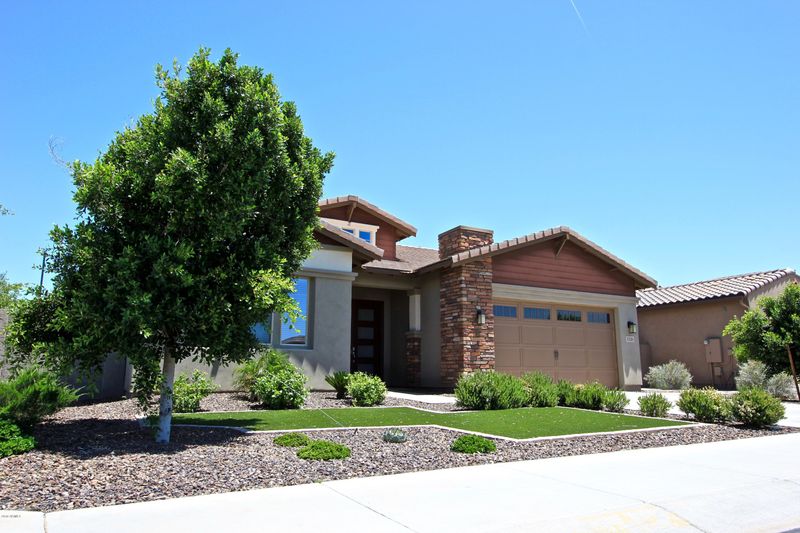 3326 E Coconino Dr, Gilbert, AZ 85298