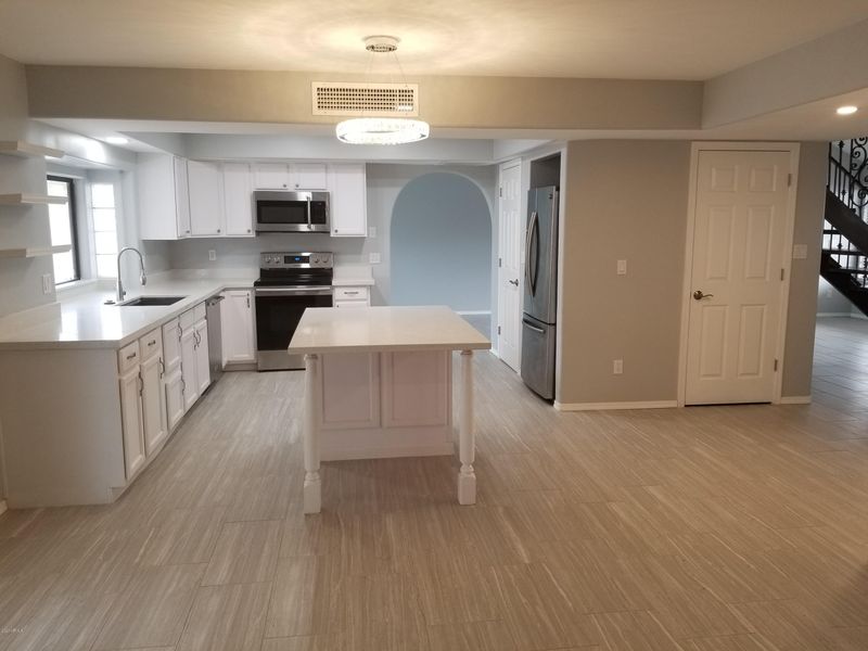 3326 W Aire Libre Ave, Phoenix, AZ 85053