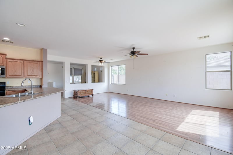 3327 Ivanhoe St, Gilbert, AZ 85295