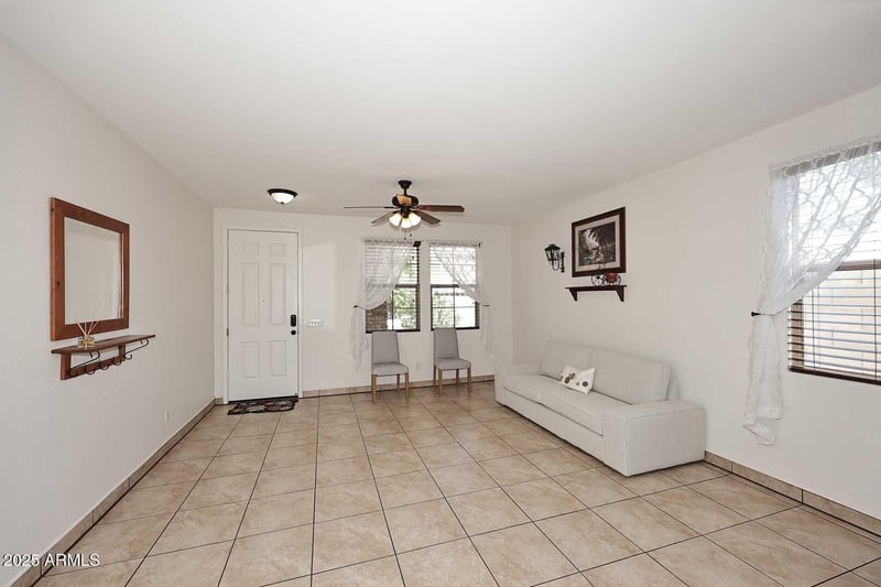 3327 Leodra Ln, Phoenix, AZ 85041