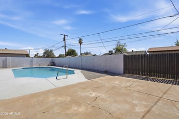 3327 Wethersfield Rd, Phoenix, AZ 85029