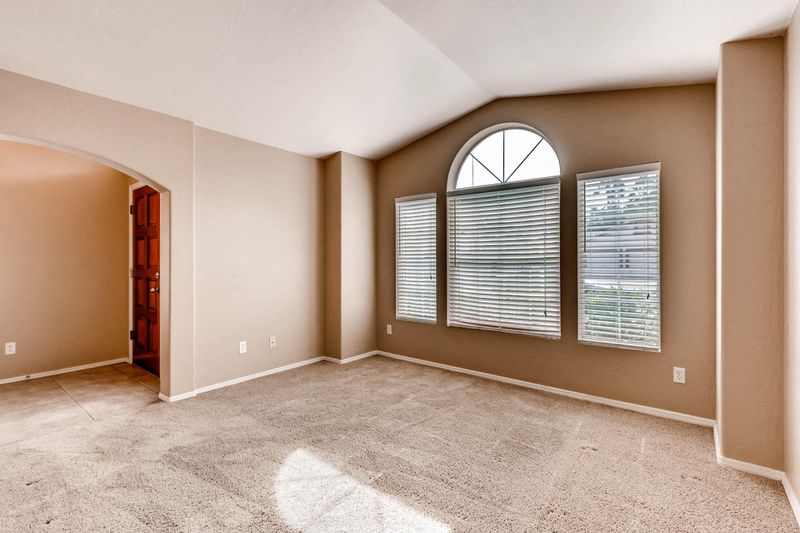 3328 E Garnet Ave, Mesa, AZ 85204