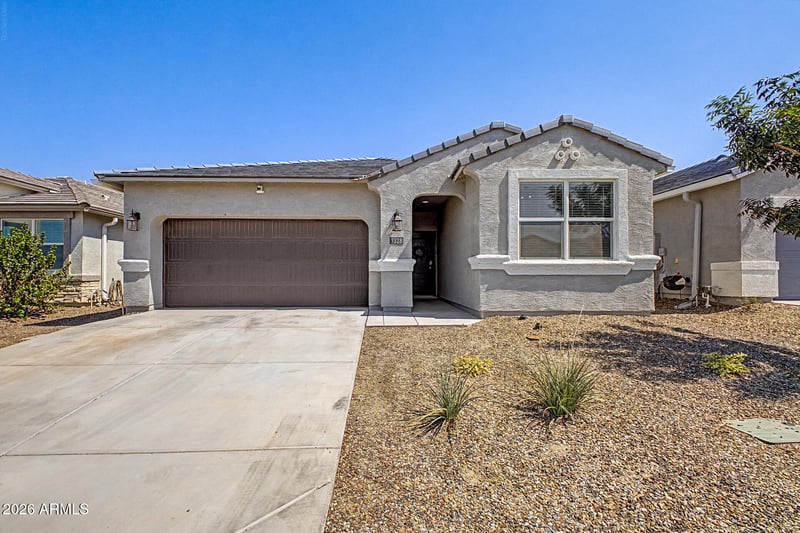 3328 W Seaver Ave, Apache Junction, AZ 85120