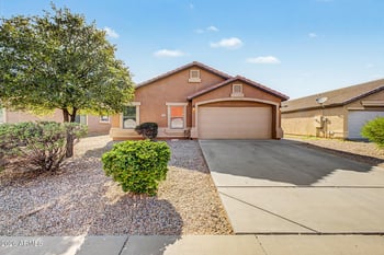 33288 N Sandstone Dr, San Tan Valley, AZ 85143