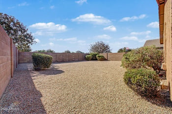 33288 N Sandstone Dr, San Tan Valley, AZ 85143