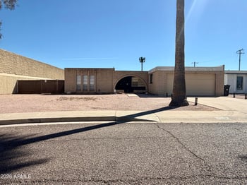 3329 Charter Oak Rd, Phoenix, AZ 85032