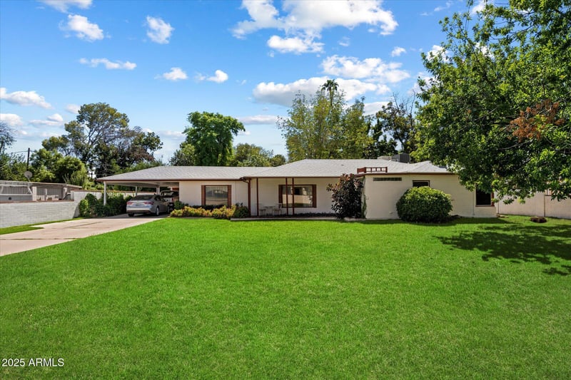 3329 Clarendon Ave, Phoenix, AZ 85018
