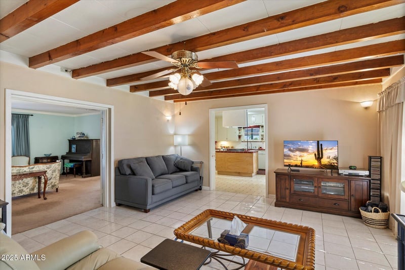 3329 Clarendon Ave, Phoenix, AZ 85018
