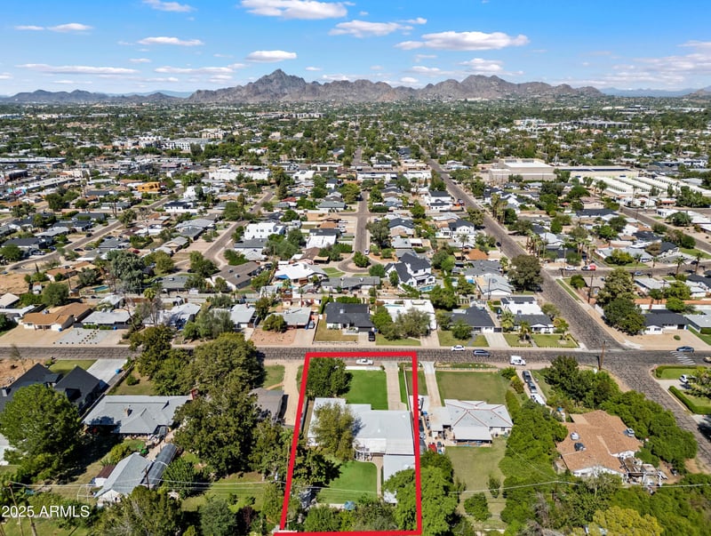 3329 Clarendon Ave, Phoenix, AZ 85018