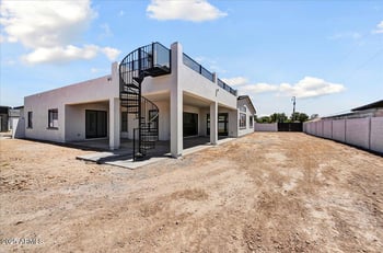 3329 Desert Dawn Dr, Phoenix, AZ 85083