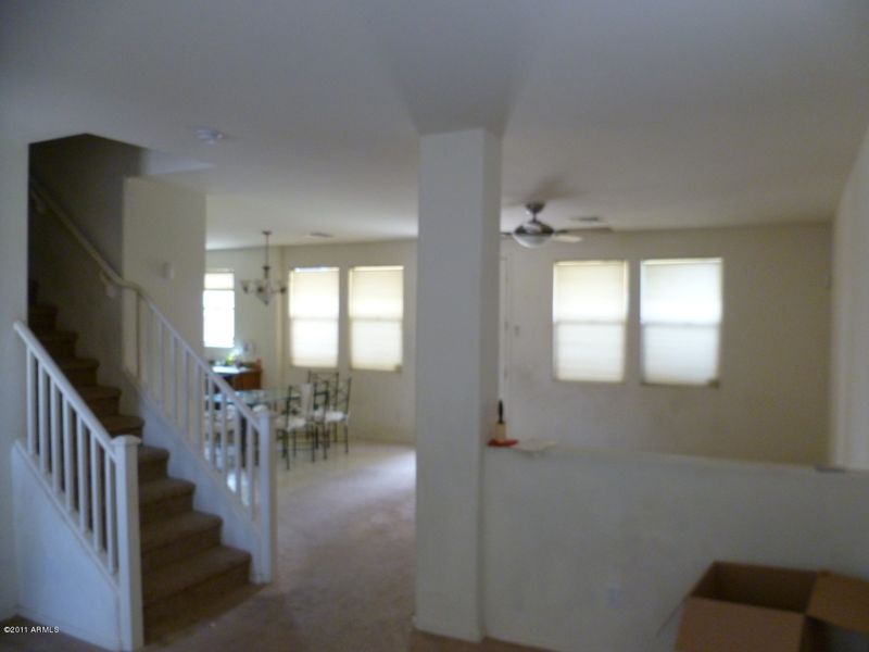 3329 W Apollo Rd, Phoenix, AZ 85041