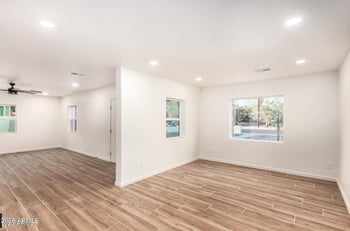 333 Clarendon Ave, Phoenix, AZ 85012