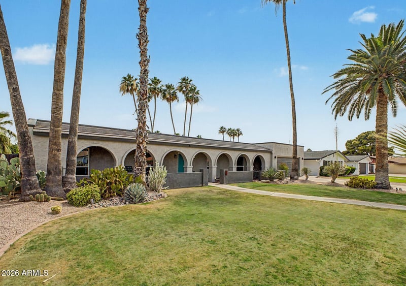 333 Deepdale Rd, Phoenix, AZ 85022