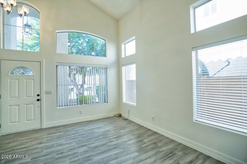 333 Colt Rd, Tempe, AZ 85284