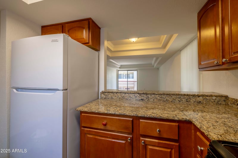 3330 Danbury Dr #E203, Phoenix, AZ 85053