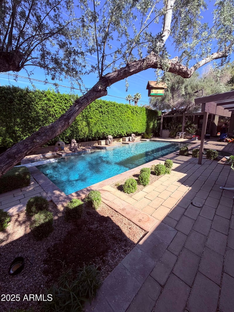 3330 Glenrosa Ave, Phoenix, AZ 85018