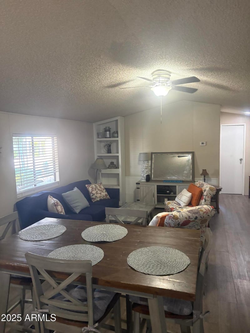 3330 Main St #409, Mesa, AZ 85213