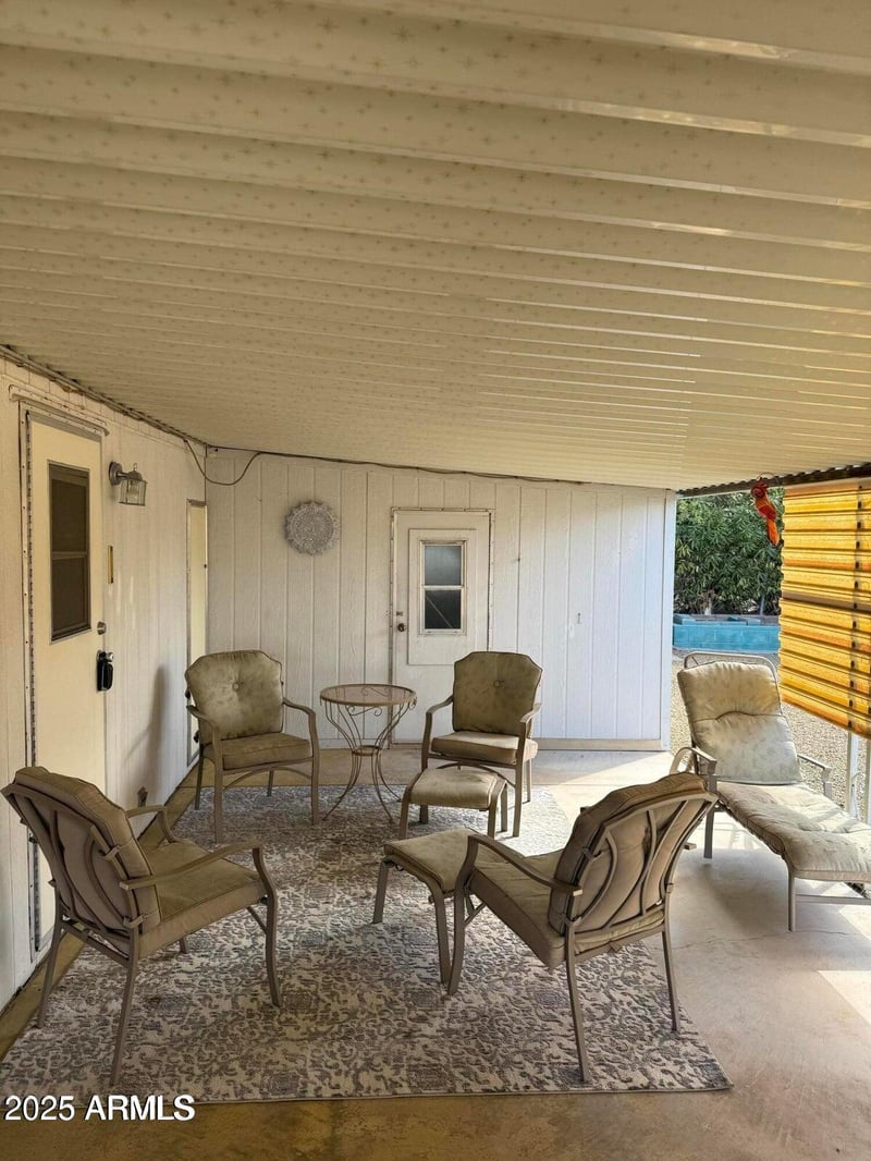 3330 Main St #9, Mesa, AZ 85213