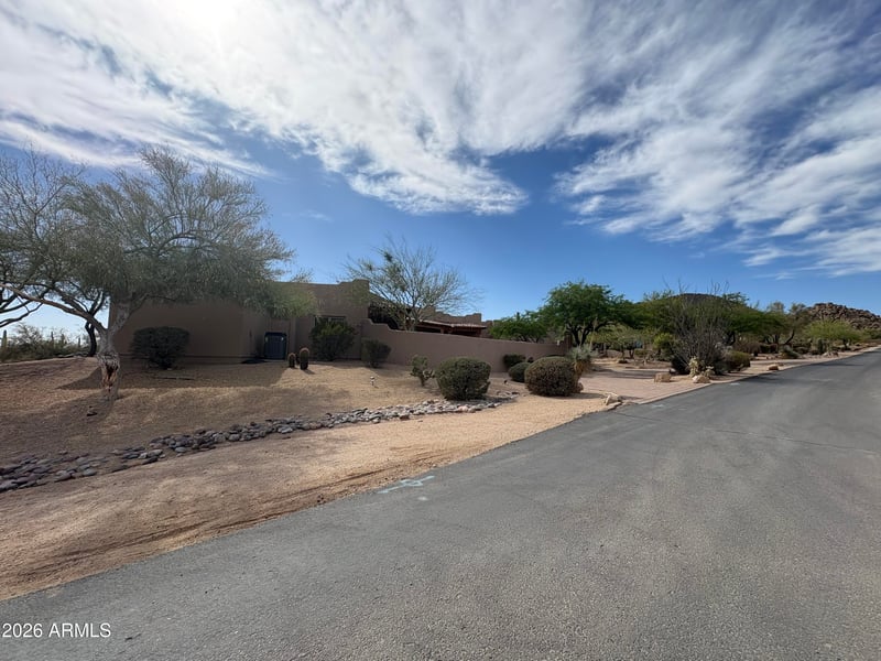 3330 N 91st St, Mesa, AZ 85207