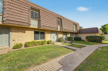 3330 S Elm St, Tempe, AZ 85282