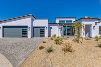 3330 W Desert Dawn Dr, Phoenix, AZ 85083