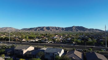 3330 Donner Dr, Phoenix, AZ 85041