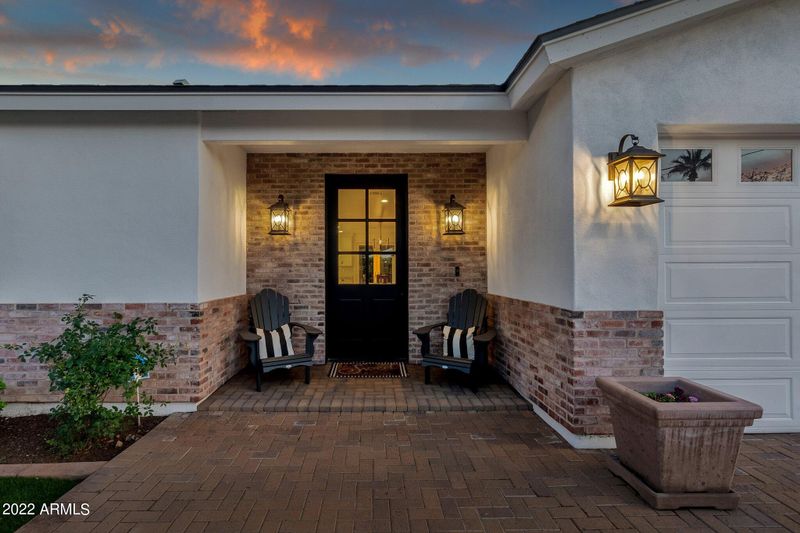 3331 E Roma Ave, Phoenix, AZ 85018