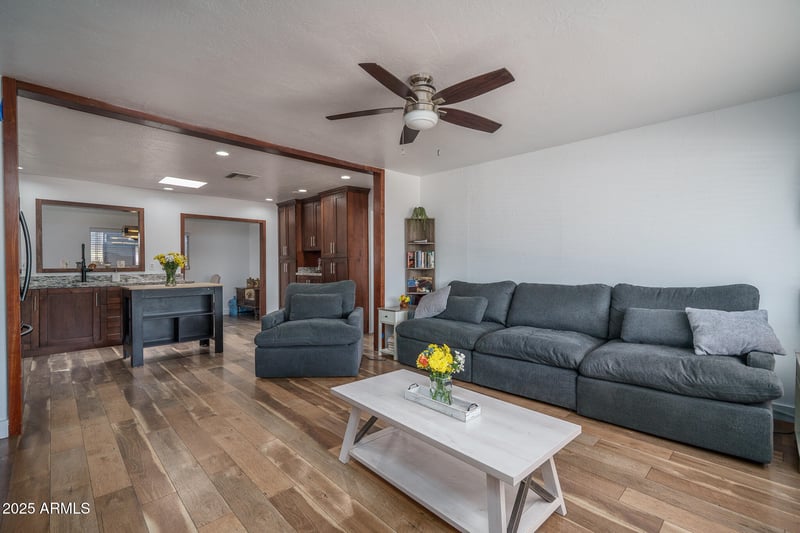 3331 Libby St, Phoenix, AZ 85053