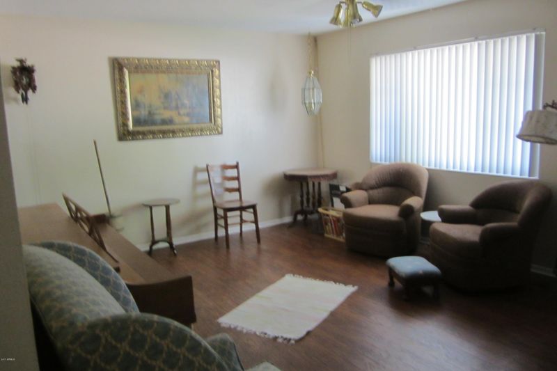 3331 W Shaw Butte Dr, Phoenix, AZ 85029