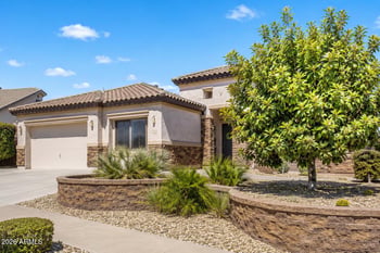 33317 21st Dr, Phoenix, AZ 85085