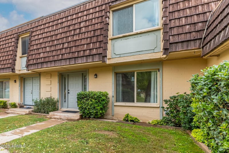3332 Elm St, Tempe, AZ 85282