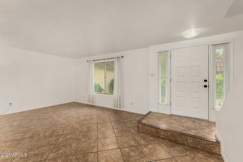 3332 Elm St, Tempe, AZ 85282