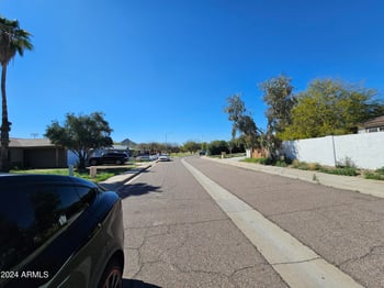 3333 Gelding Dr, Phoenix, AZ 85032