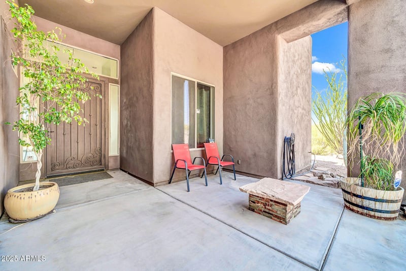 3335 Carriage Dr, Phoenix, AZ 85086