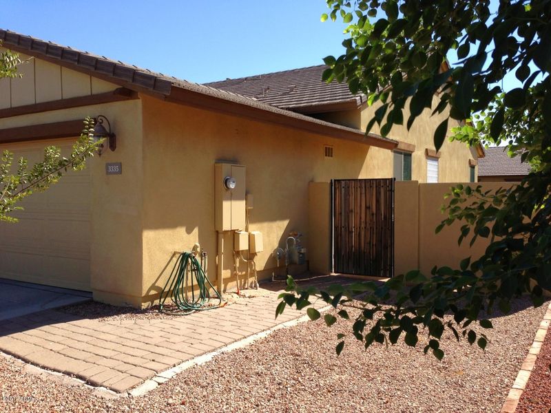 3335 E Grand Canyon Dr, Chandler, AZ 85249
