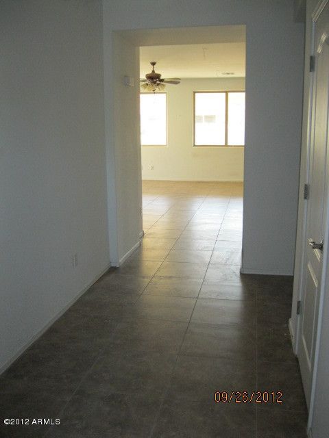 3335 W Grenadine Rd, Phoenix, AZ 85041