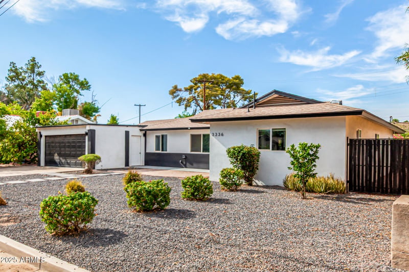 3336 E Earll Dr, Phoenix, AZ 85018