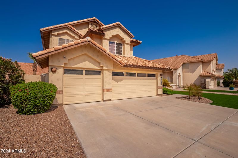 3336 E Windsong Dr, Phoenix, AZ 85048